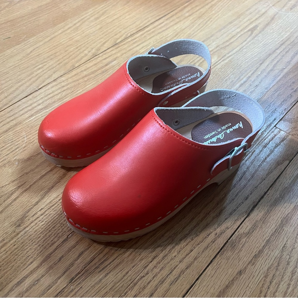 Hanna Andersson Girls Red Wooden Clogs UK 30 US 12